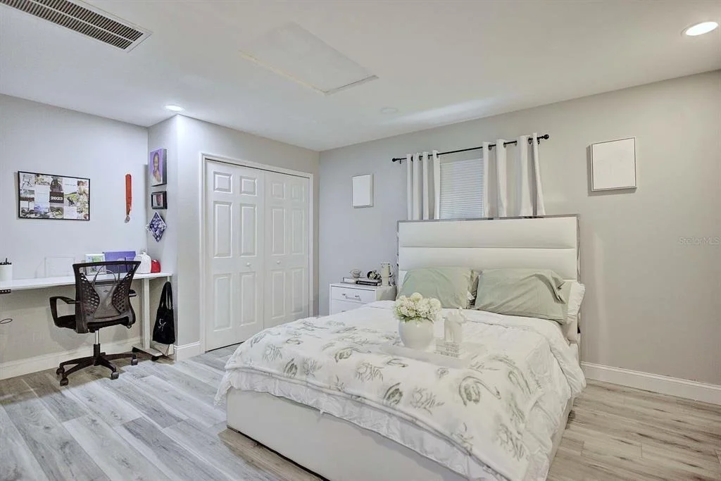 Photo of 2307 FAIRWAY LANE