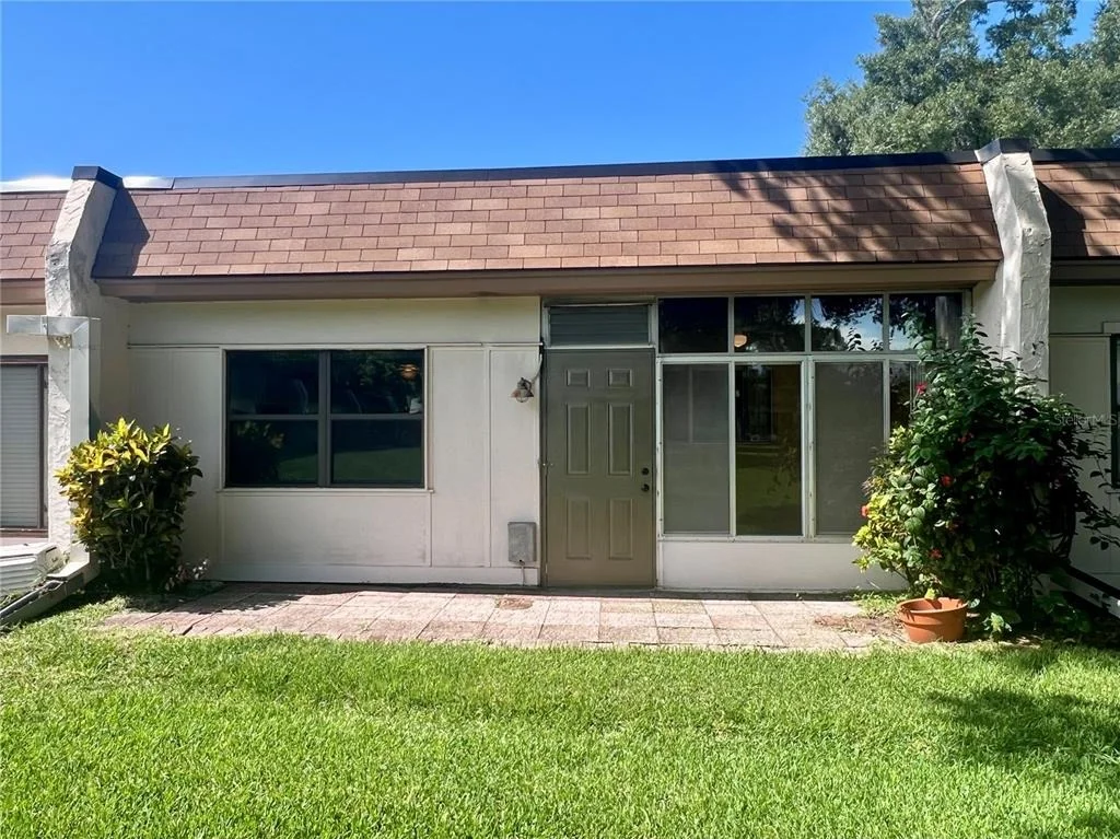 Photo of 2989 FLINT DRIVE N