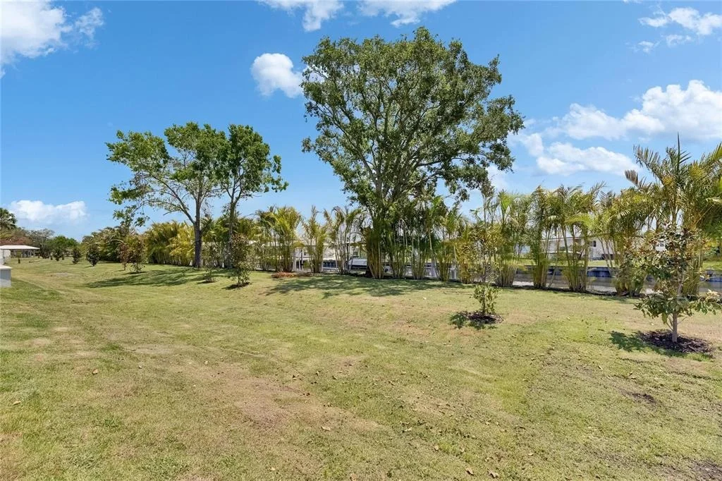 Photo of 6532 SIMONE SHORES CIRCLE