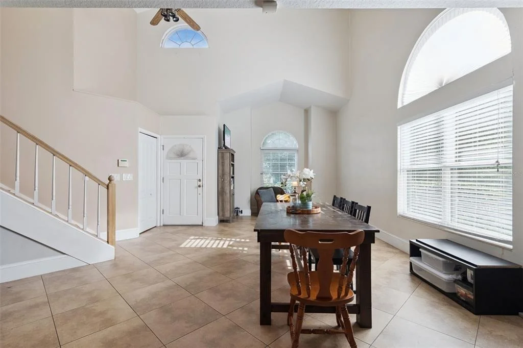 Photo of 1458 ROYAL CIRCLE