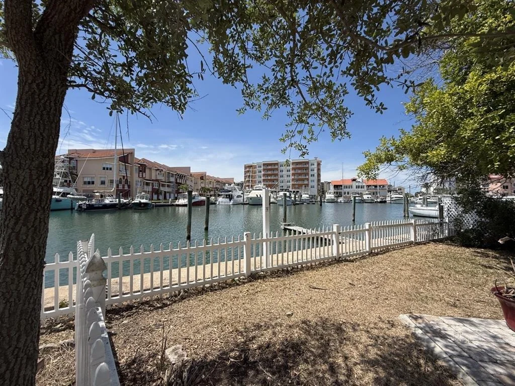 Photo of 249 BOCA CIEGA DRIVE