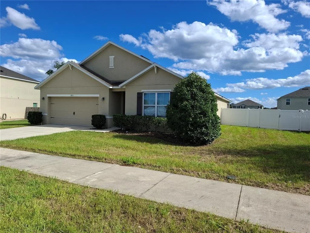 Photo of 2805 NE 45TH AVENUE