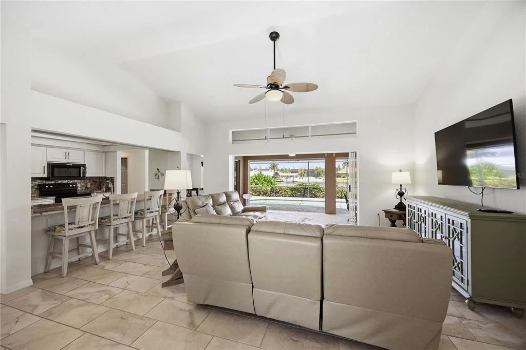 Photo of 15564 RUSTON CIRCLE