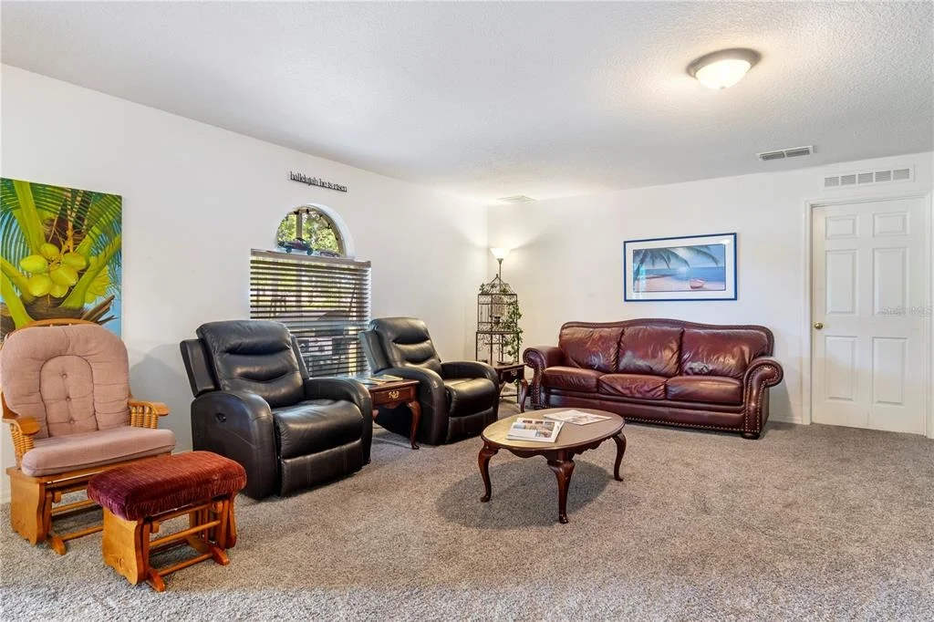 Photo of 2927 SE 46TH AVENUE
