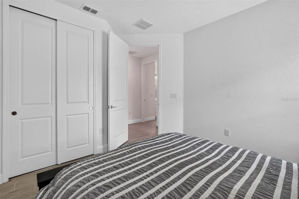 Photo of 2173 RAGLAN CIRCLE