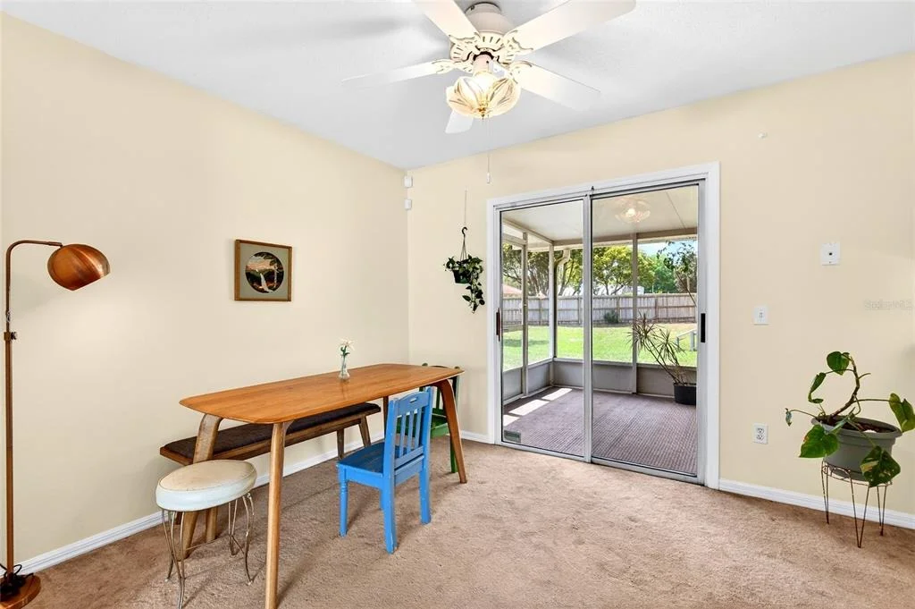 Photo of 10 ALMOND TRACE