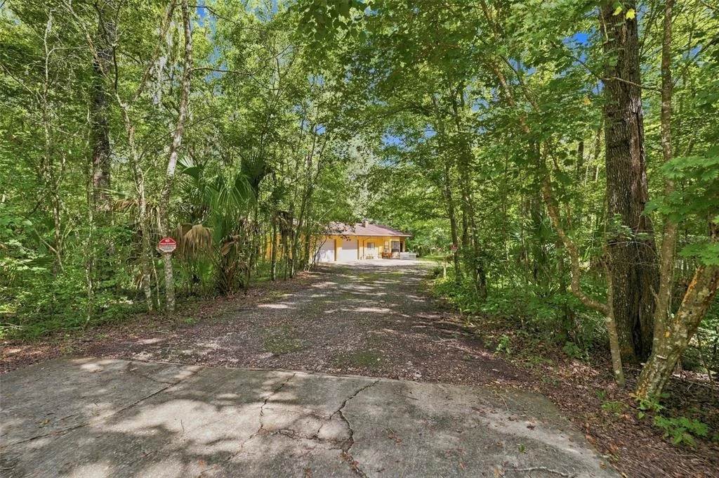 Photo of 16205 PERIMETER DRIVE
