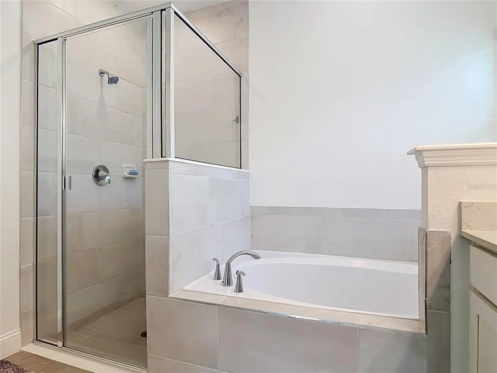 Photo of 2183 RAGLAN CIRCLE
