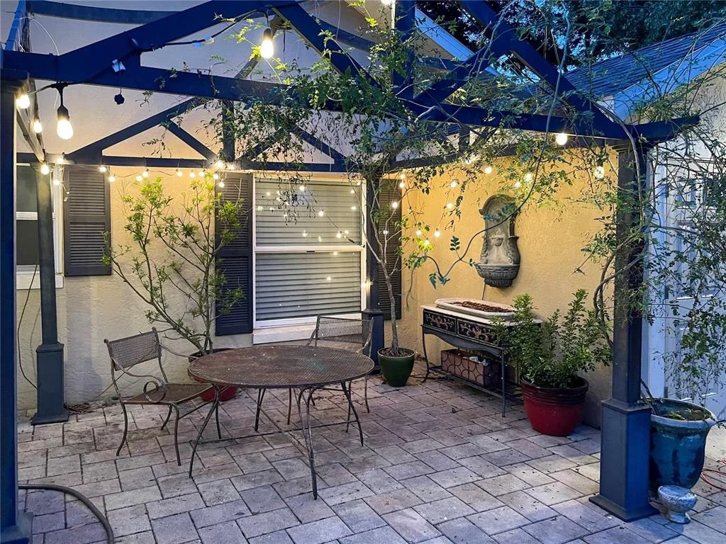 Photo of 15052 GREEN VALLEY BOULEVARD