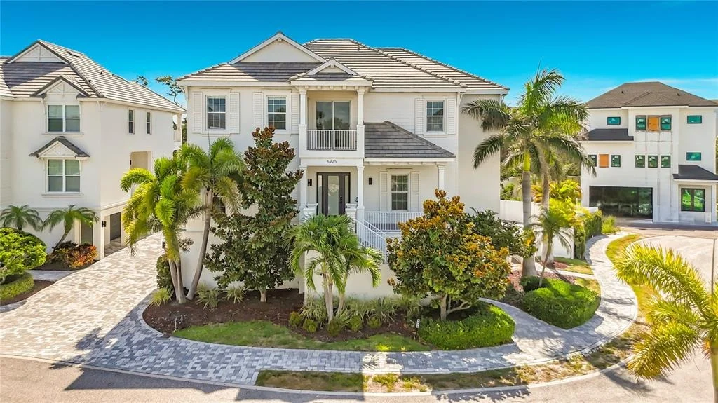 Photo of 6925 BOCHI CIRCLE