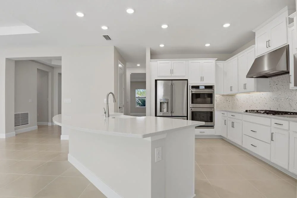 Photo of 664 JUNONIA BOULEVARD