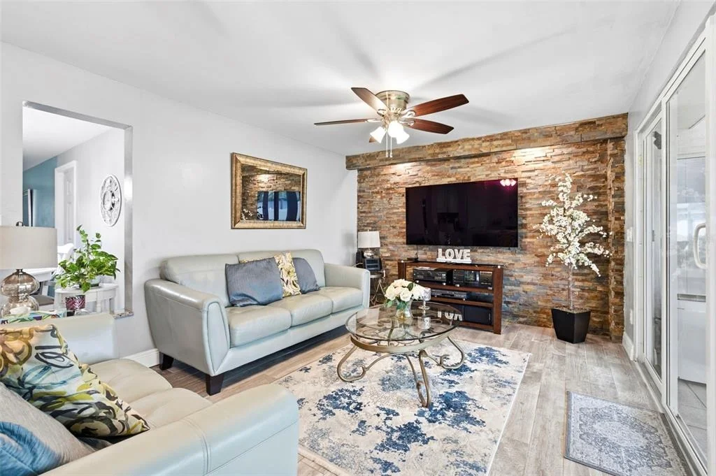 Photo of 485 FLAMINGO DRIVE