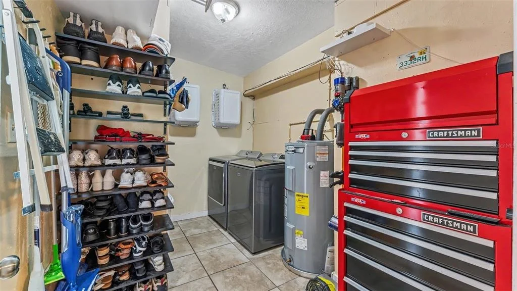 Photo of 680 SUNSET DRIVE