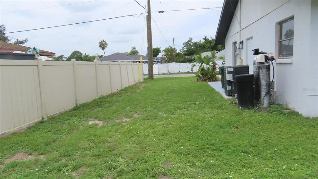 Photo of 807 NECTAR ROAD