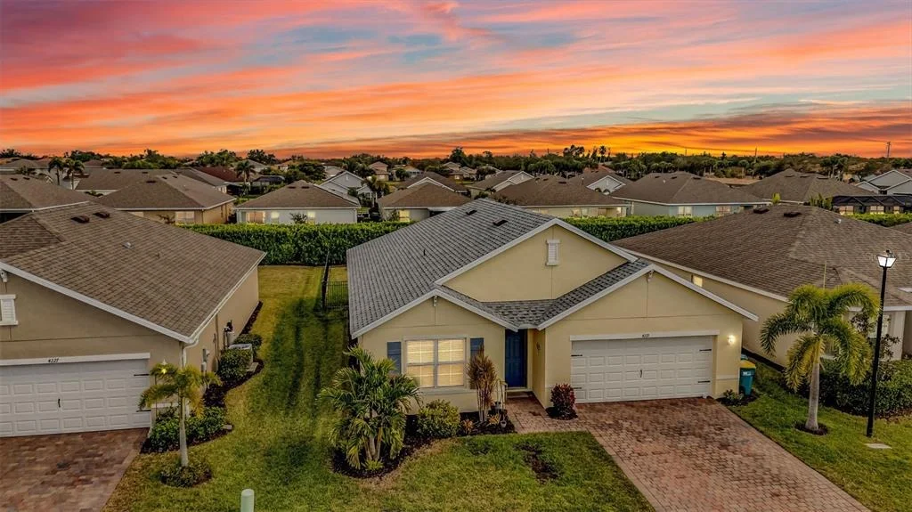 Photo of 4219 MANATEE LANE