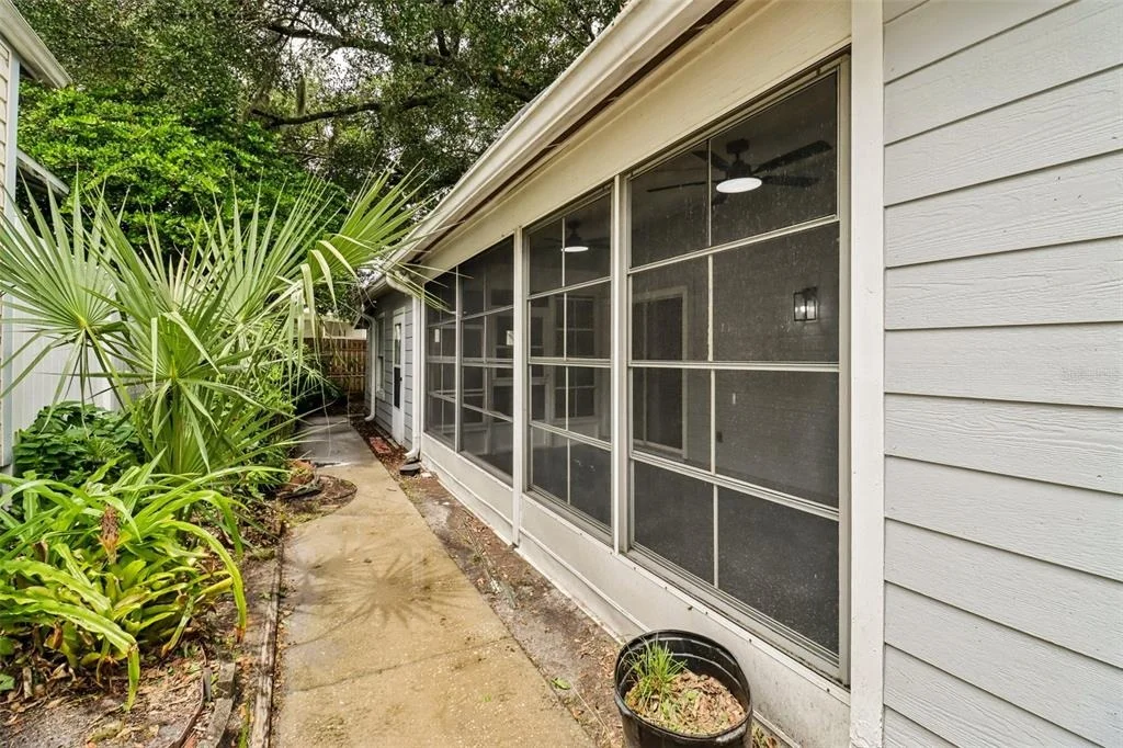 Photo of 106 LAMPLIGHTER DRIVE