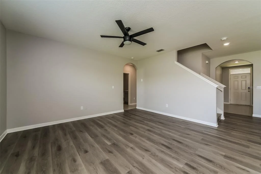 Photo of 321 ALEXZANDER WAY