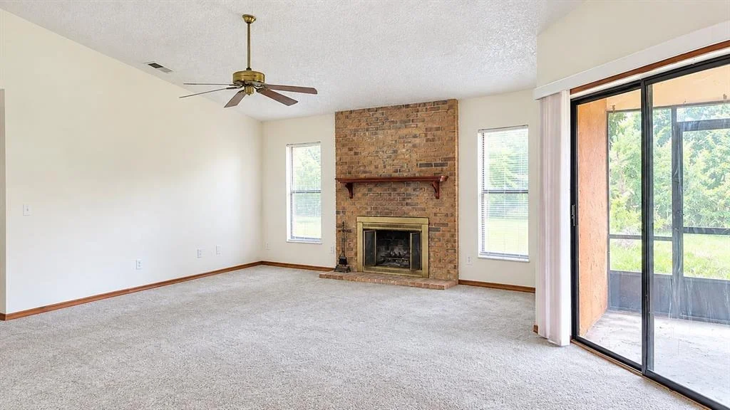 Photo of 2585 DERBY DRIVE