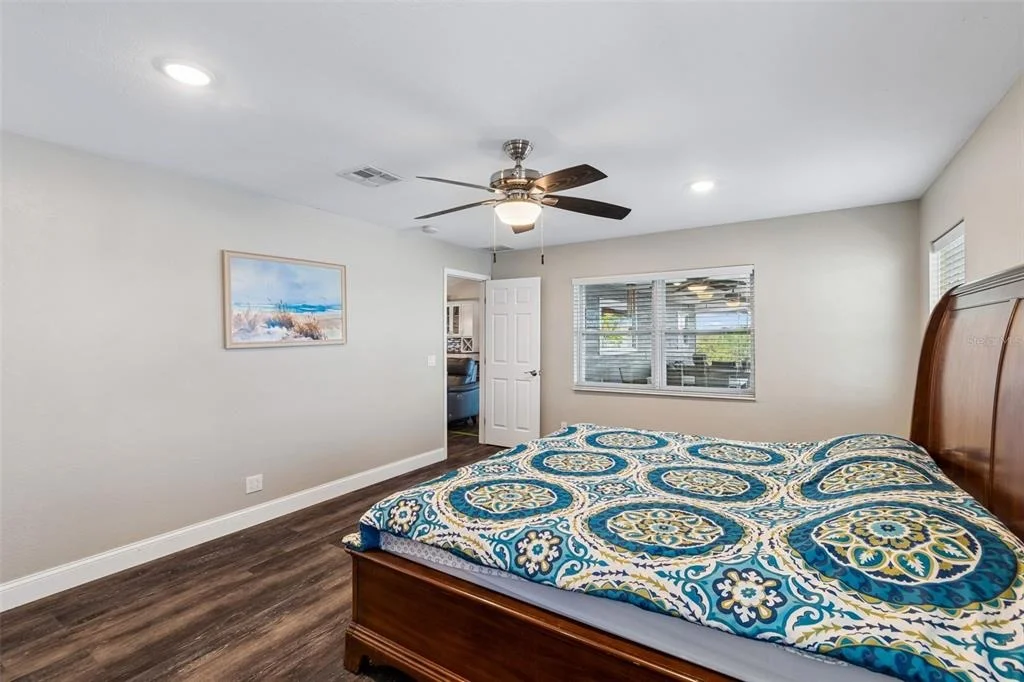Photo of 9901 BAY DRIVE