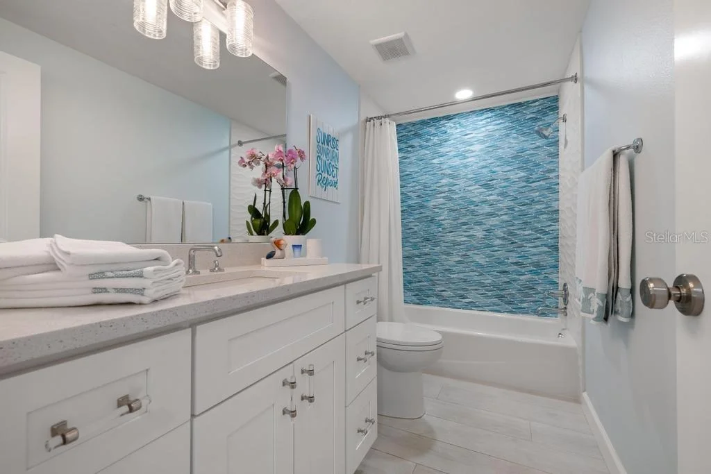 Photo of 406 BAY PALMS DRIVE