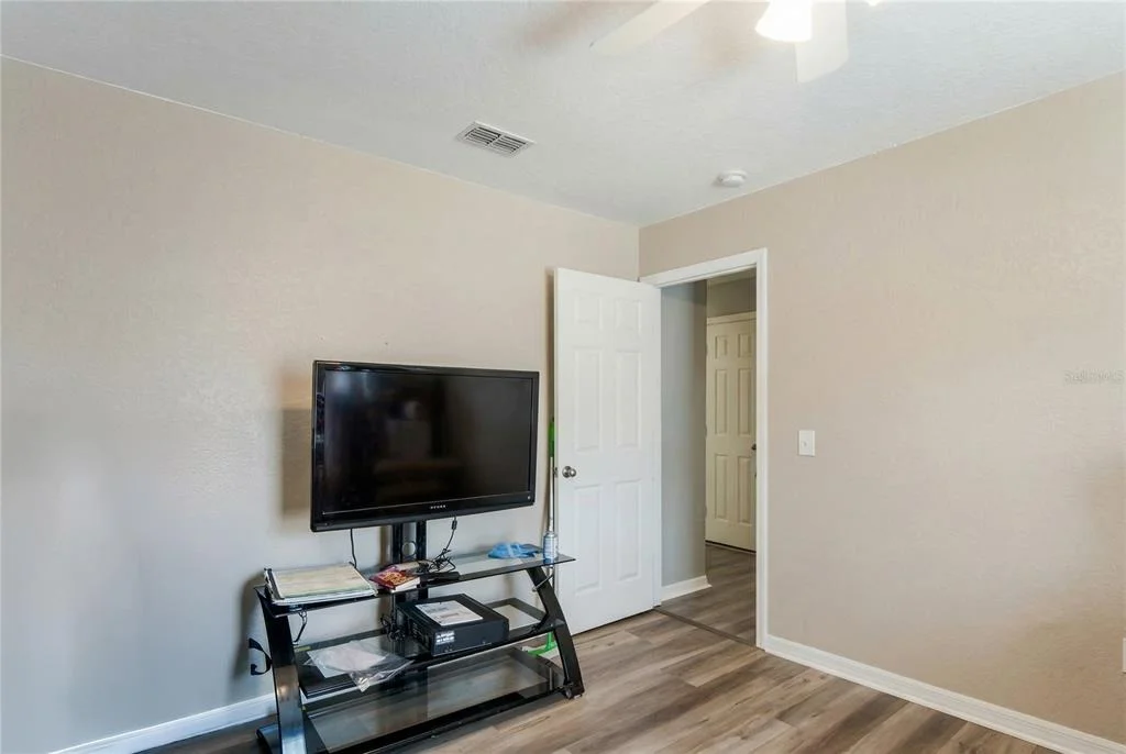 Photo of 10318 GIFFORD DRIVE