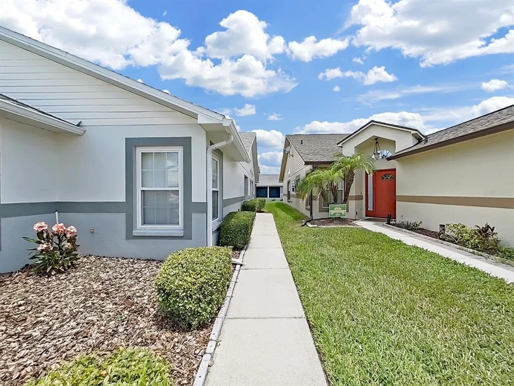 Photo of 6122 GENTLE BEN CIRCLE