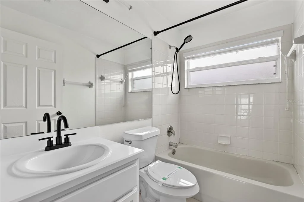 Photo of 1042 CHAMBERLIN TRAIL