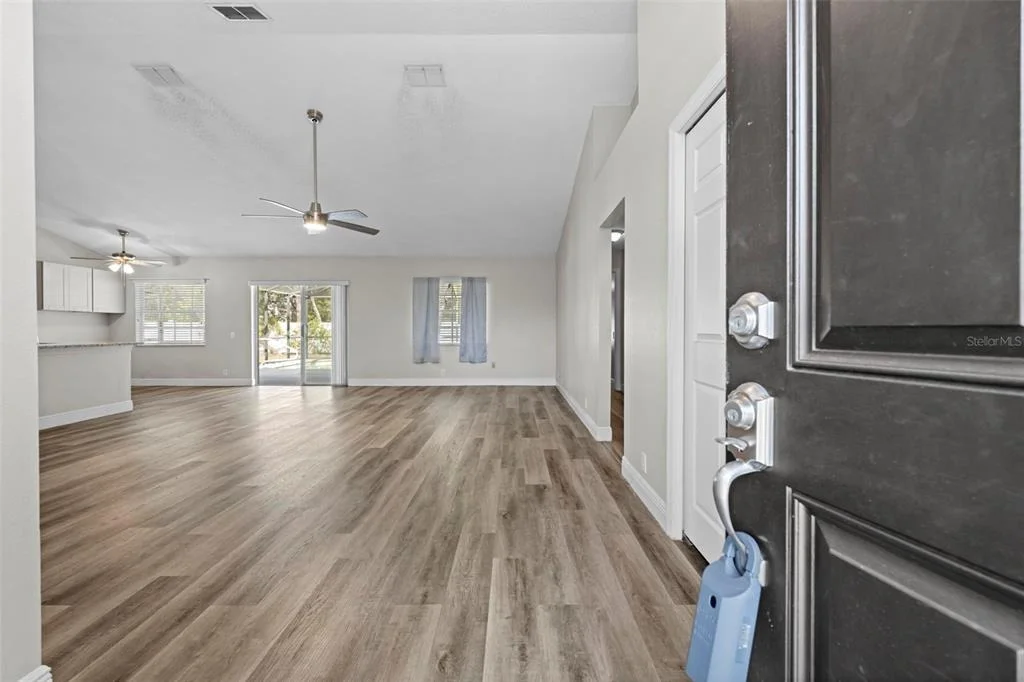 Photo of 8155 GIFFEN LANE