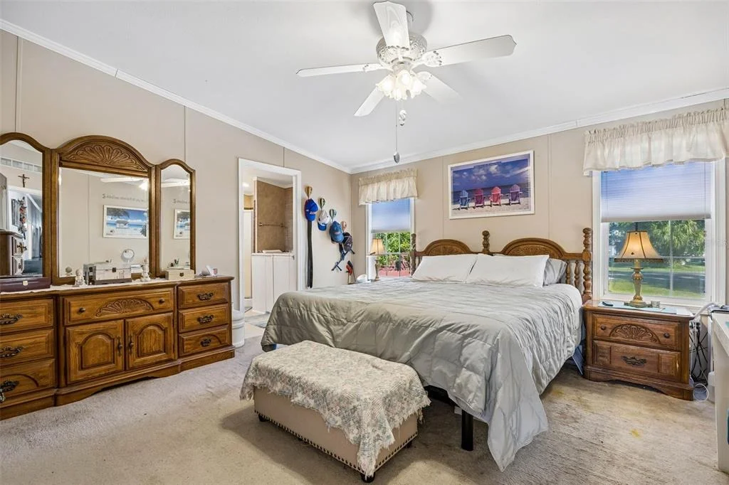 Photo of 334 PARADISE CIRCLE