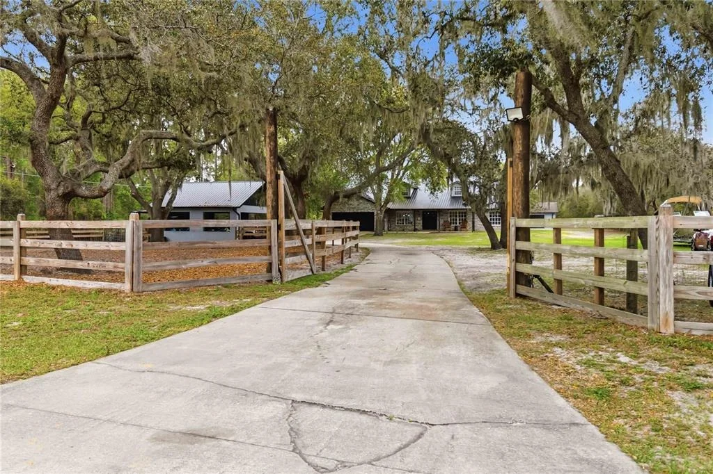 Photo of 1785 SUNDANCE DRIVE