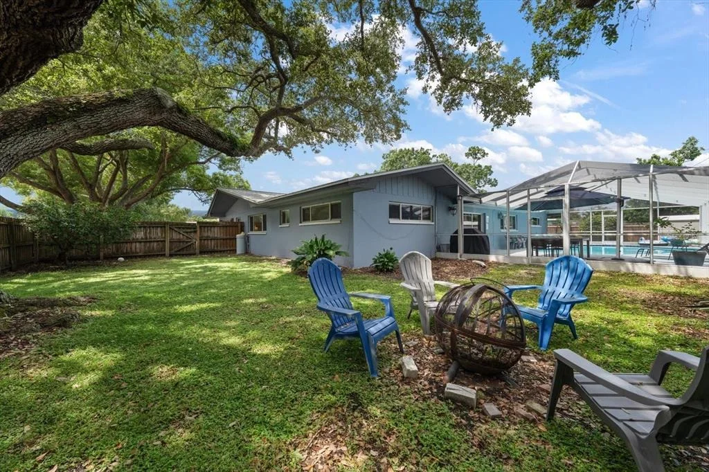 Photo of 1 MAPLEWOOD AVENUE