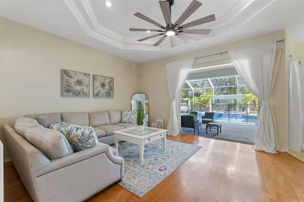 Photo of 14071 LINDEN DRIVE