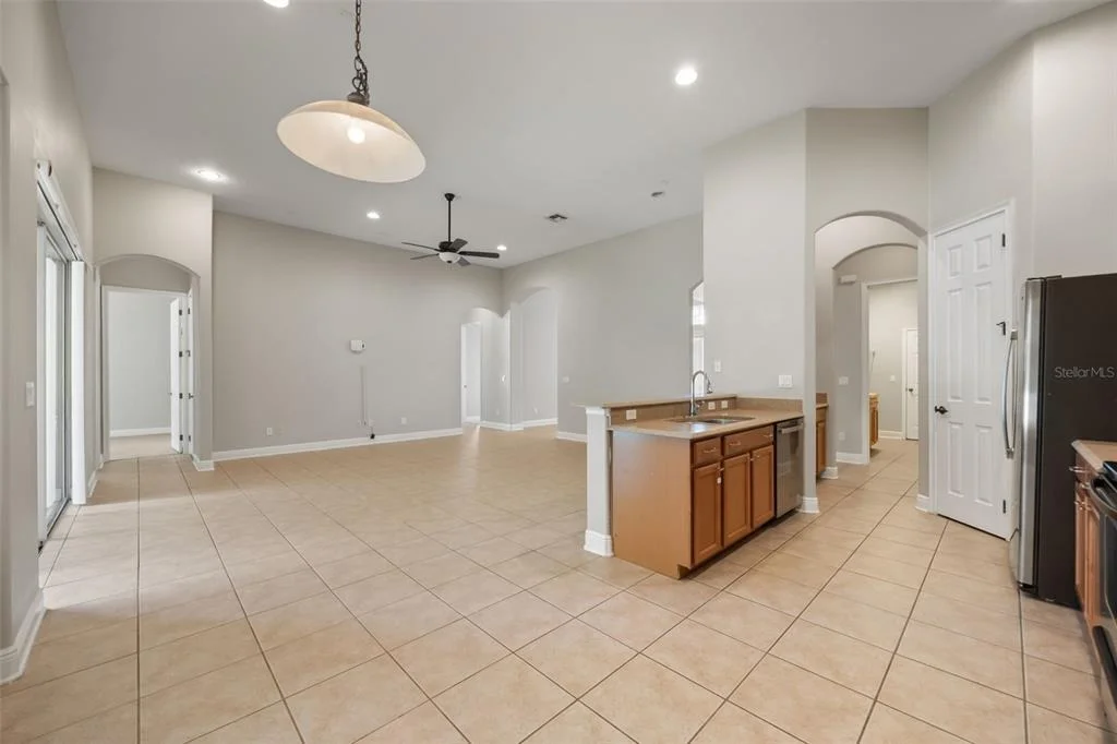 Photo of 6190 HEDGESPARROWS LANE