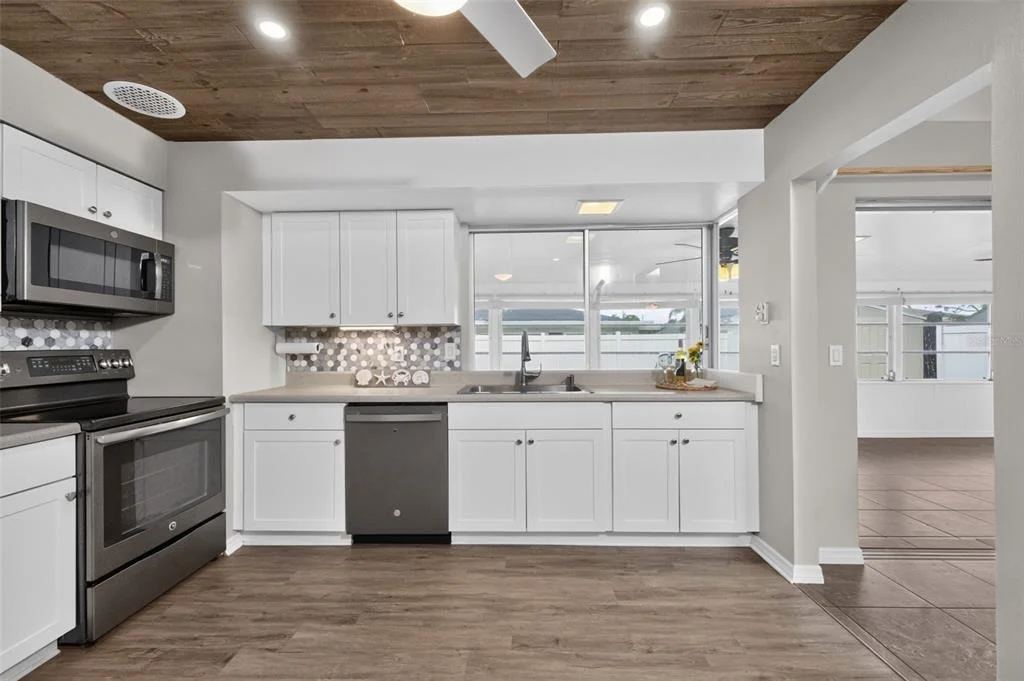 Photo of 559 MOUNT VERNON DRIVE