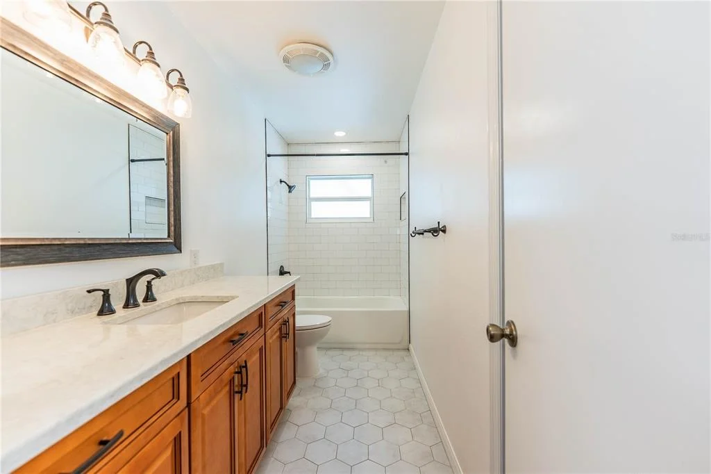 Photo of 2217 WELLS ROAD