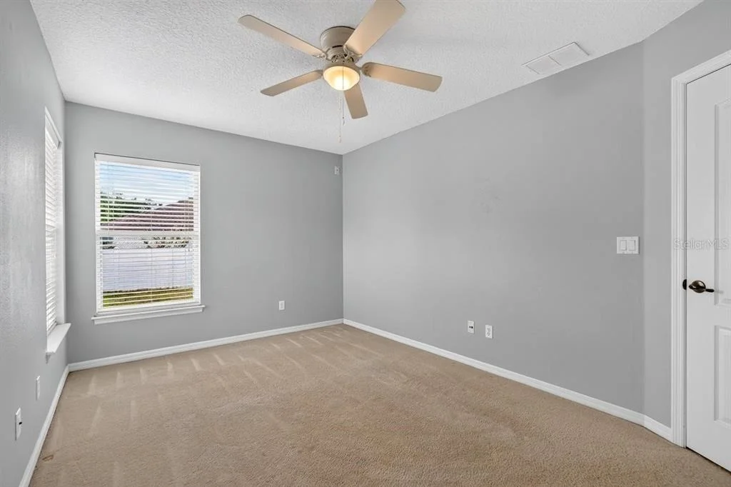 Photo of 971 LEYBURN DRIVE