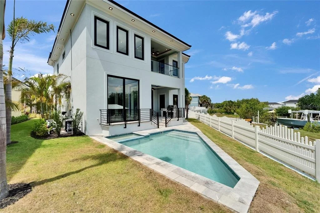 Photo of 6520 SIMONE SHORES CIRCLE