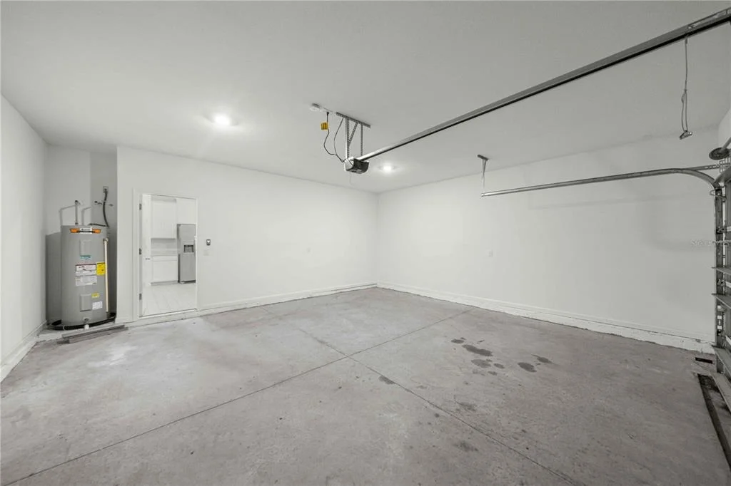 Photo of 3980 NE 34TH AVENUE