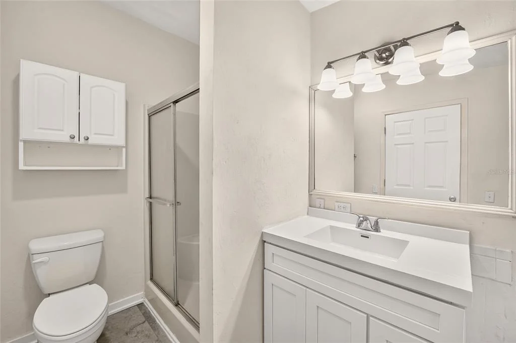 Photo of 1827 SE 43RD TERRACE