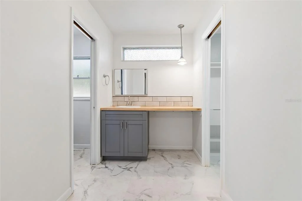 Photo of 503 ROLLINGVIEW DRIVE