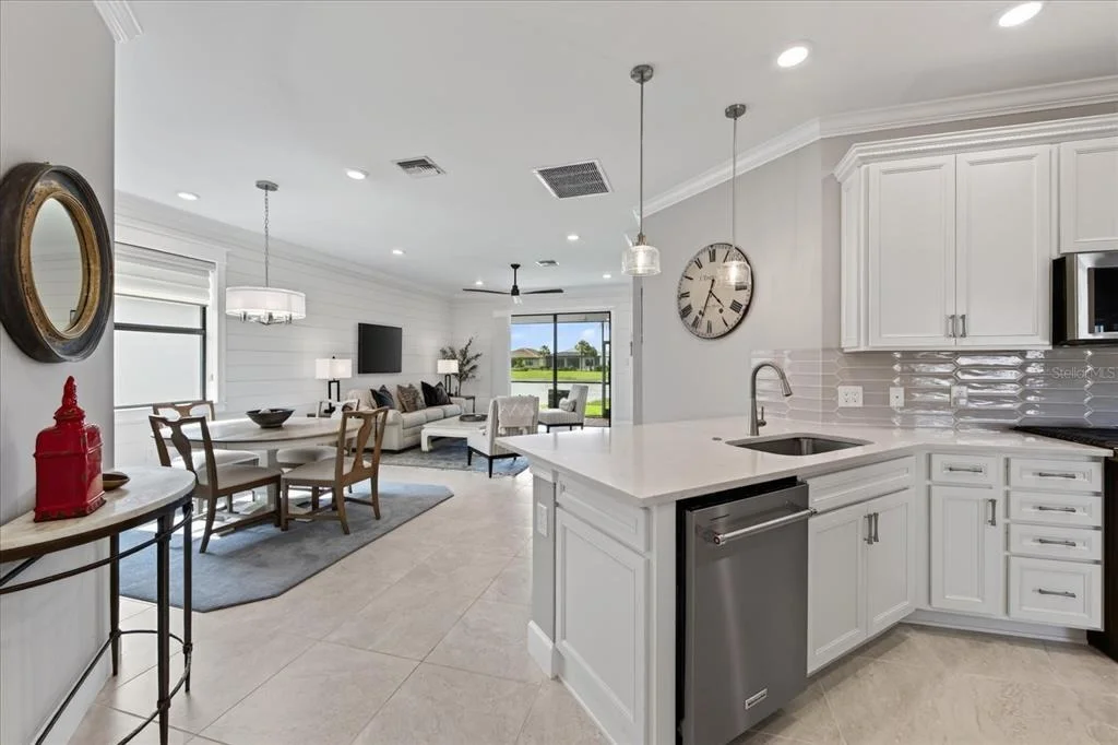 Photo of 7653 SUMMERLAND COVE