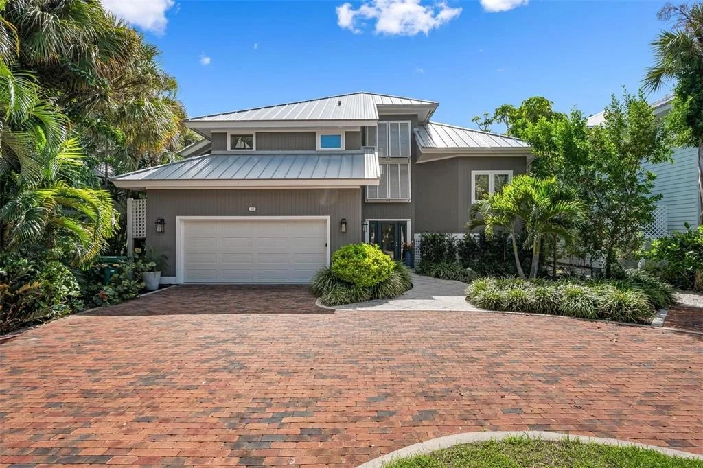Photo of 319 PILOT POINT LANE