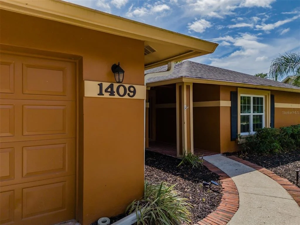 Photo of 1409 HOLLEMAN