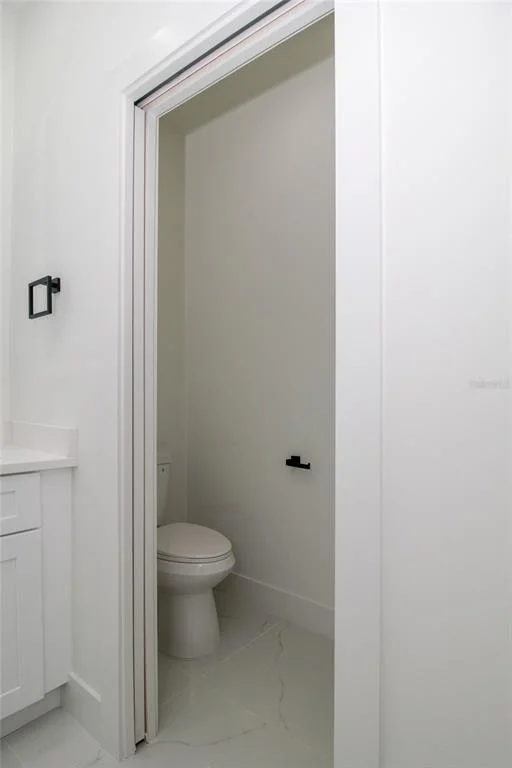 Photo of 943 COMMODORE STREET