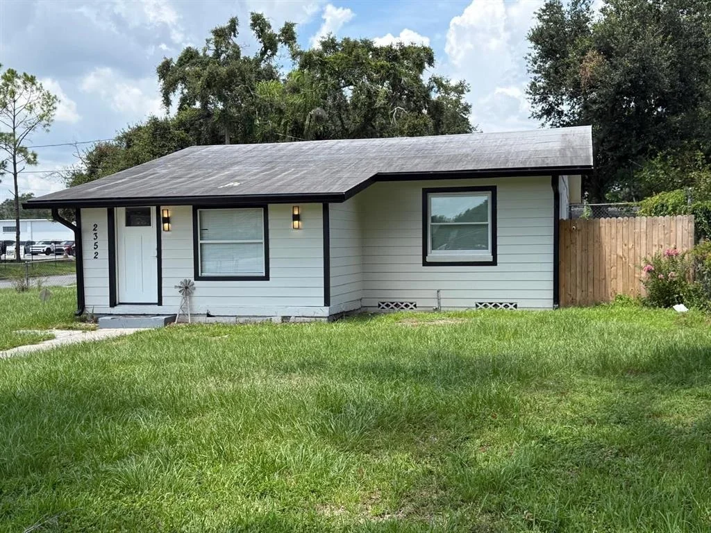 Photo of 2352 OLD DIXIE HIGHWAY