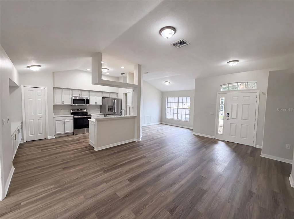Photo of 5217 PONCE DE LEON BOULEVARD