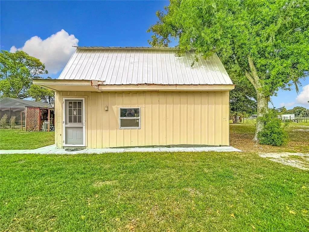 Photo of 216 CORBETT ROAD