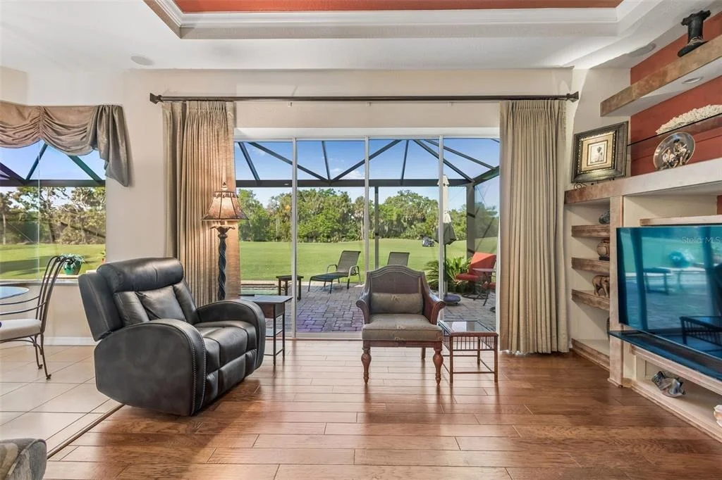 Photo of 566 PLANTERS MANOR WAY
