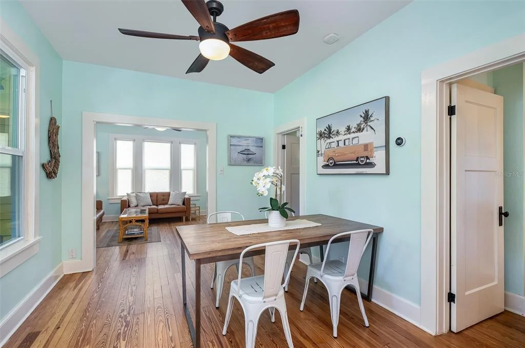Photo of 703 SHADY LANE