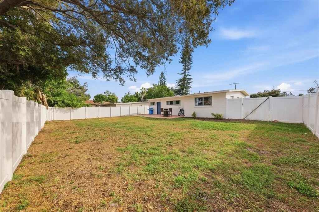 Photo of 4643 BROOKSDALE DRIVE